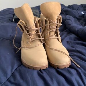 Timberland Women Boots**